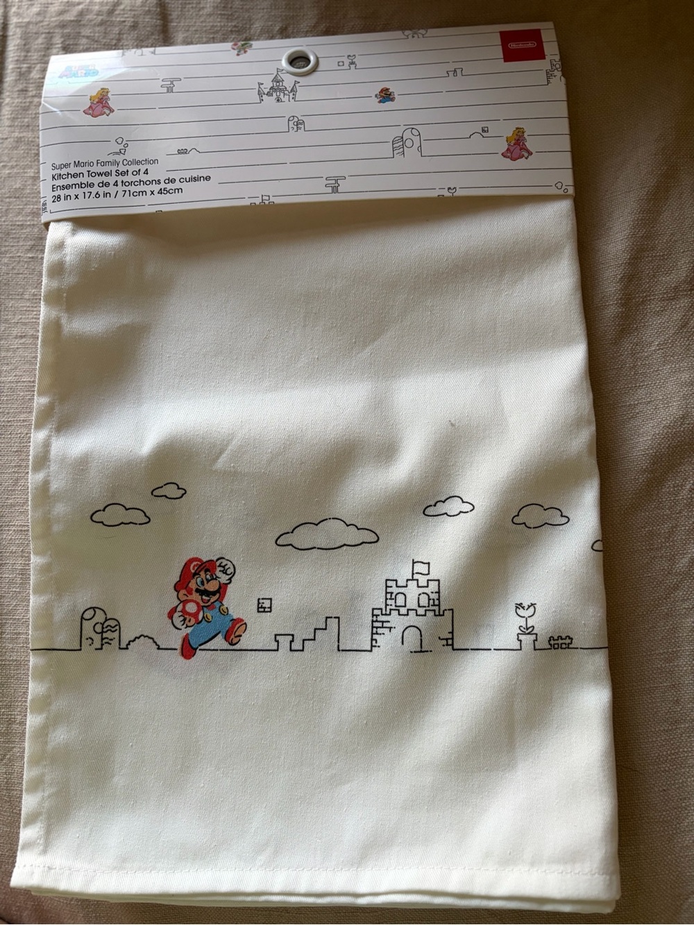 Nintendo Super Mario Kitchen Towel set of 4 NWT